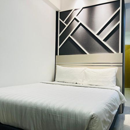The Luxe Colony Skypool By Tasu Home Kuala Lumpur Bagian luar foto