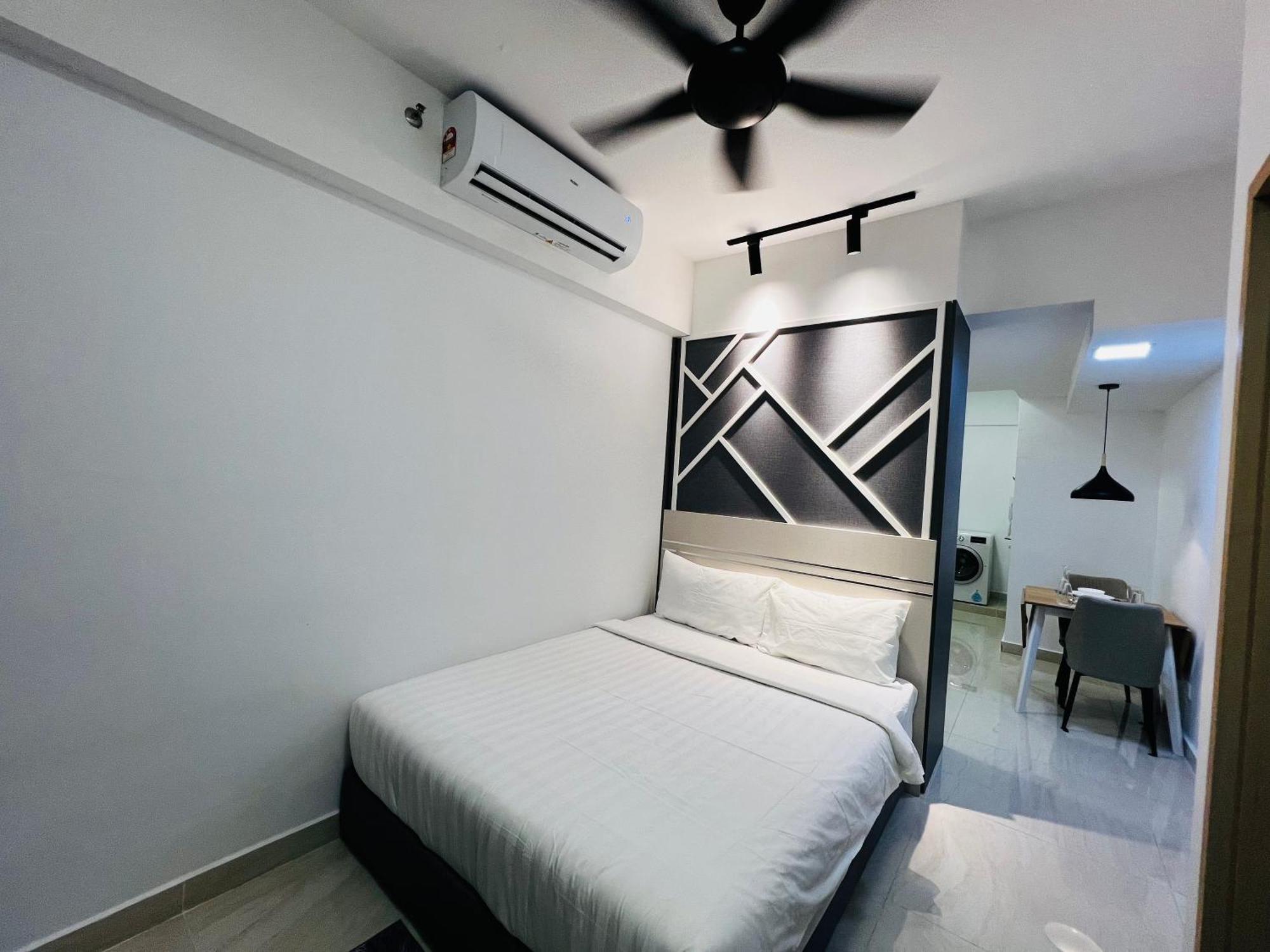 The Luxe Colony Skypool By Tasu Home Kuala Lumpur Bagian luar foto