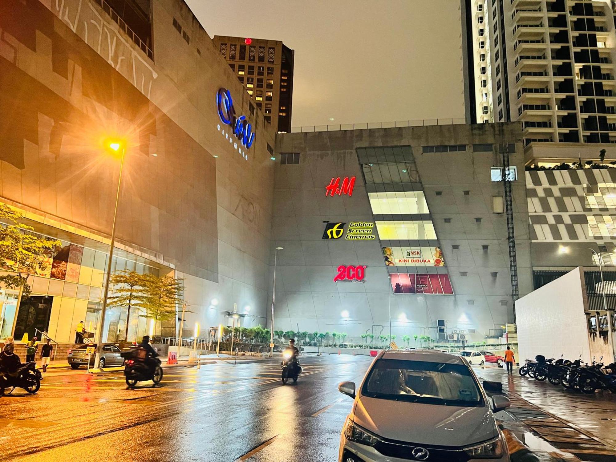 The Luxe Colony Skypool By Tasu Home Kuala Lumpur Bagian luar foto
